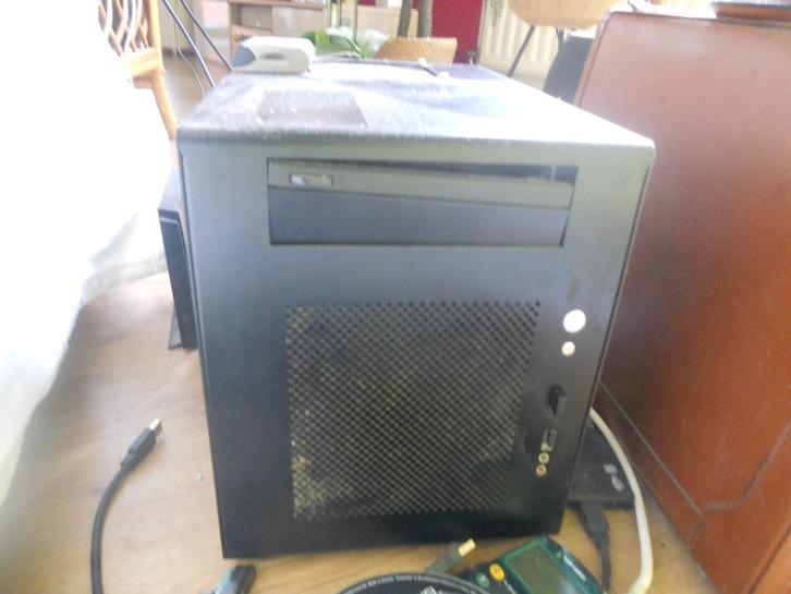 Lian Li computer, Computers en Software, Desktop Pc's, Gebruikt, 3 tot 4 Ghz, HDD, SSD, 8 GB, Met videokaart, Gaming, Ophalen of Verzenden