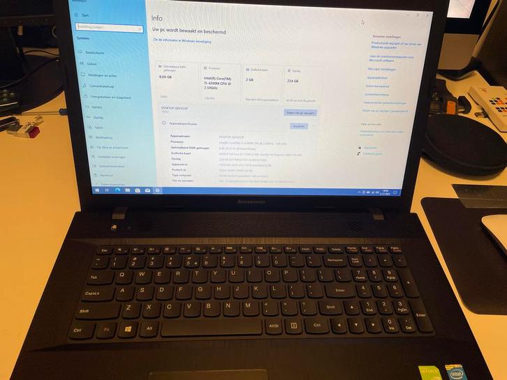 Lenovo 17 inch laptop, Computers en Software, Windows Laptops, Gebruikt, 17 inch of meer, SSD, 2 tot 3 Ghz, 8 GB, Qwerty, Met videokaart