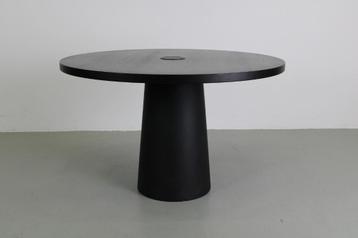 Moooi Container Classic Table 120, Eiken beschikbaar voor biedingen