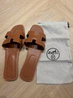 Bruine slippers, Kleding | Dames, Schoenen, Slippers, Bruin, Ophalen of Verzenden, Hermes