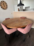 Mango houten tafel + roze eettafel stoelen, Huis en Inrichting, Overige kleuren, Ophalen of Verzenden, Zo goed als nieuw, Vier