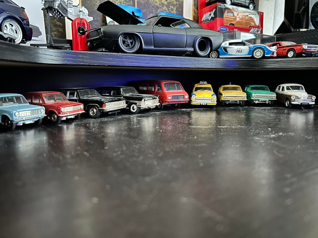 SSSR auto modelen Lada, zil, chaika, raf, volga, pobeda, Ophalen of Verzenden, Zo goed als nieuw, Auto, Overige merken