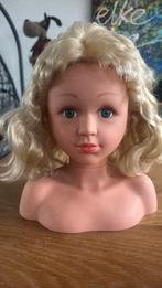 Make up pop, Ophalen of Verzenden, Zo goed als nieuw, Pop