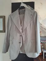 ZGAN Lichtgrijs 3-delig Pak, Kleding | Heren, Kostuums en Colberts, Ophalen of Verzenden, Zo goed als nieuw, Grijs, FCosta
