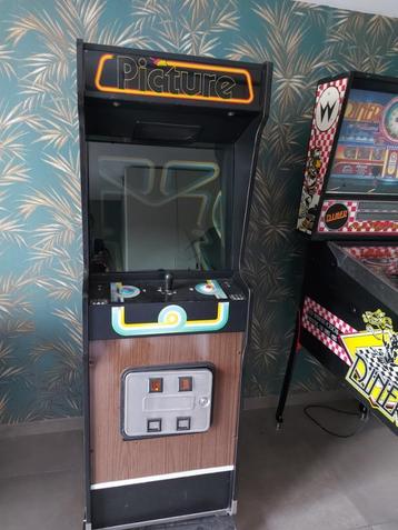 Arcadekast beschikbaar voor biedingen