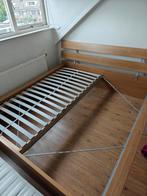 Bedframe hout 205x200cm, incl. 1 lattenbodem, evt. 2Matras, Huis en Inrichting, Slaapkamer | Bedden, Ophalen, Gebruikt, Bruin