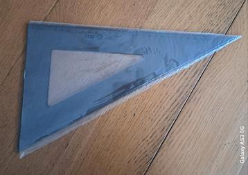 Tekendriehoek, zie omschrijving!  beschikbaar voor biedingen