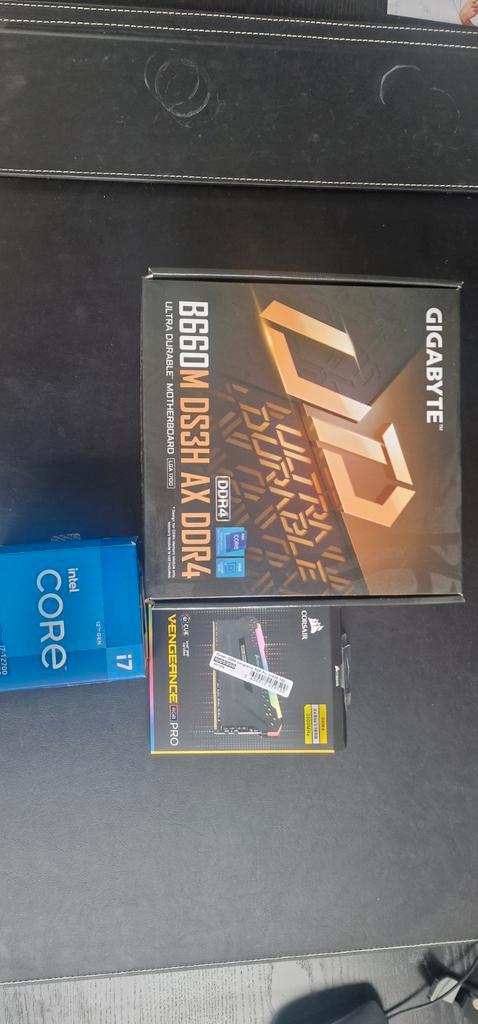 Zo goed als nieuw: i7 Set: Moederbord, Geheugen, Processor, Computers en Software, Moederborden, Nieuw, Intel, DDR4, Ophalen of Verzenden