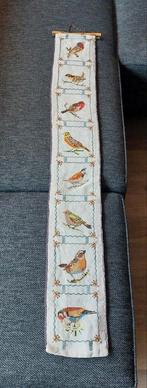 Schellekoord met vogels handborduurwerk, Ophalen of Verzenden, Gebruikt, Handborduren, Borduurpakket