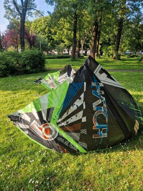 Gaastra Hatch 9m incl bar, Watersport en Boten, Kitesurfen, Zo goed als nieuw, 9 m², Geen board, Ophalen of Verzenden