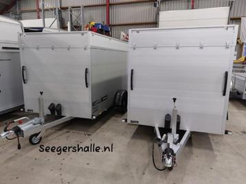 Anssems gesloten aanhangwagen met zeer lage laadvloer beschikbaar voor biedingen