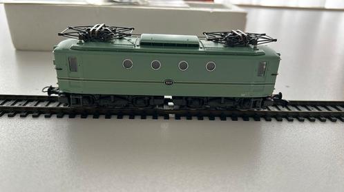 Roco 04157 A NS 1100 turquoise met groene band, Hobby en Vrije tijd, Modeltreinen | H0, Zo goed als nieuw, Locomotief, Gelijkstroom