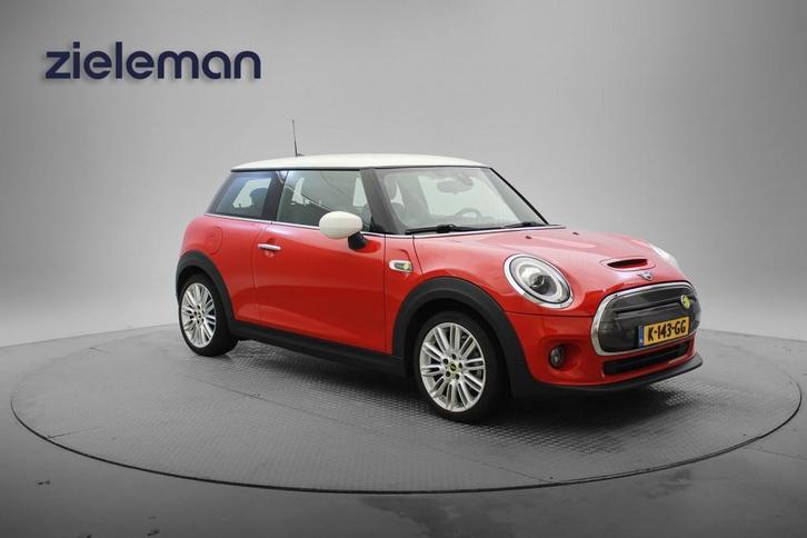 Mini COOPER Electric Essential 33 kWh - Carplay, Navi, Camer, Auto's, Mini, Bedrijf, Cooper, ABS, Airbags, Android Auto, Apple Carplay