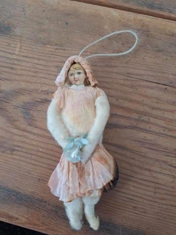 oude nostalgische kersthanger beschikbaar voor biedingen