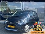 Toyota Aygo 1.0 VVT-i x-play | Apple Carplay/Android Auto |, Stof, Gebruikt, Euro 6, 4 stoelen