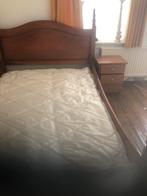 Twee persoons bed 140   Met nachtkastjes, Huis en Inrichting, Slaapkamer | Complete slaapkamers, Ophalen, Zo goed als nieuw, Tweepersoons