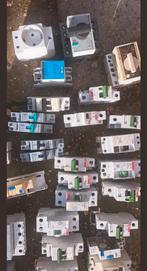 Complete Attema verdeelkast met diverse losse schakelaars. I, Ophalen, Zo goed als nieuw, Overige typen