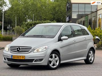 Mercedes-Benz B-klasse 200 Turbo | Automaat | Navigatie | Pa beschikbaar voor biedingen
