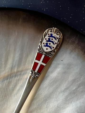 Zilveren lepel, wapen en vlag van Denemarken beschikbaar voor biedingen