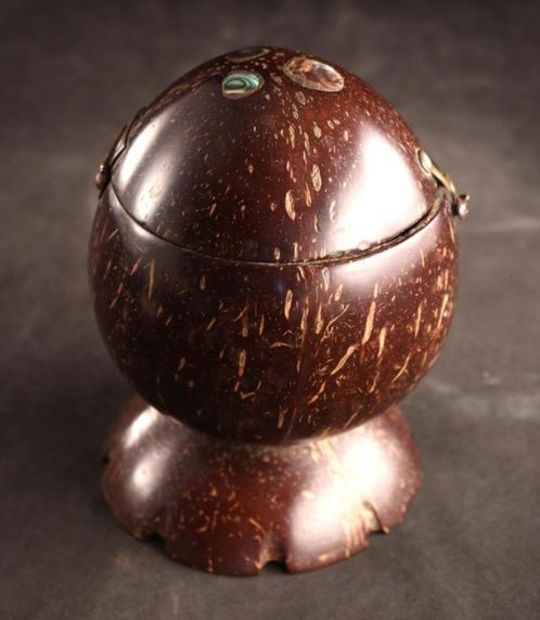 Tea caddy van cocosnoot, Antiek en Kunst, Antiek | Overige Antiek, Ophalen of Verzenden