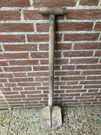 schop met steel, Ophalen, Gebruikt, Schop