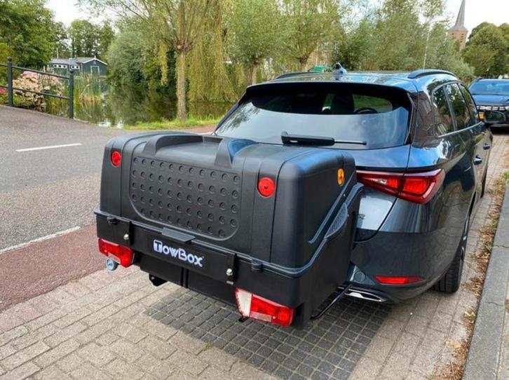 Te Huur: TowBox V1 – Ruime koffer voor op de trekhaak!, Auto diversen, Bagagerekken, Nieuw, Ophalen