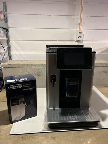 DeLonghi PrimaDonna Soul ECAM 610.55.SB - Volautomatische es beschikbaar voor biedingen