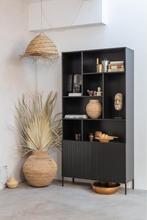 Woood gravure wandkast zwart, Ophalen, Zo goed als nieuw, 25 tot 50 cm, Minder dan 150 cm