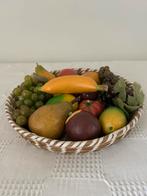 Mand met kunstfruit, Ophalen, Zo goed als nieuw, Rond, Riet
