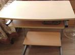 Bureau beukenkleurig zgan, Huis en Inrichting, Bureaus, Ophalen, In hoogte verstelbaar, Gebruikt, Bureau
