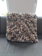 Prachtig groot kussen superzacht chenille, Huis en Inrichting, Woonaccessoires | Kussens, Ophalen of Verzenden, Zo goed als nieuw