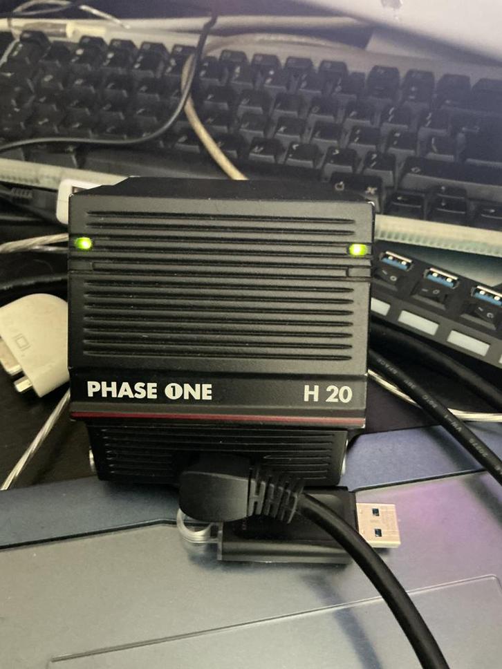 PHASE ONE H20 for Hasselblad V & datacolor colorvision., Audio, Tv en Foto, Professionele Audio-, Tv- en Video-apparatuur, Niet werkend