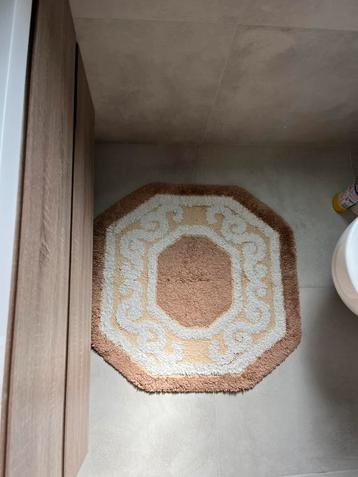Badmat beschikbaar voor biedingen