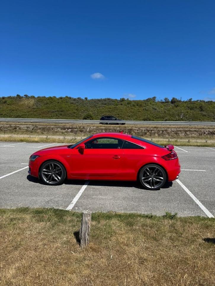Audi TT uniek 3.2 V6 Coupe Quattro Rood S-line 2007, Auto's, Audi, Particulier, TT, ABS, Airbags, Airconditioning, Alarm, Bluetooth