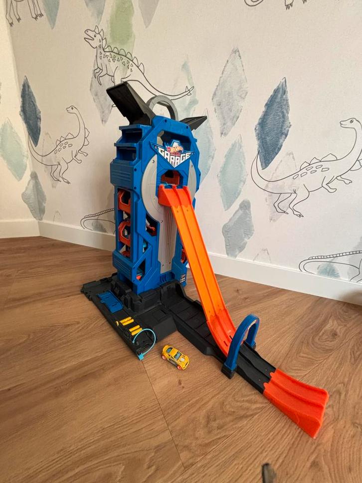 Hot Wheels mega garage, Kinderen en Baby's, Speelgoed | Racebanen, Gebruikt, Racebaan, Handmatig, Hot Wheels, Ophalen