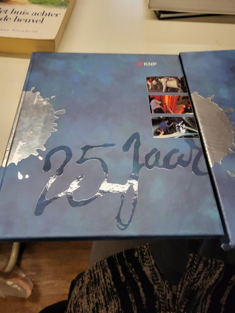 Knp 25 jaar in Lanaken, Ophalen of Verzenden