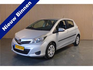 Toyota Yaris 1.3 VVT-i Aspiration Automaat - Achteruitrijcam beschikbaar voor biedingen