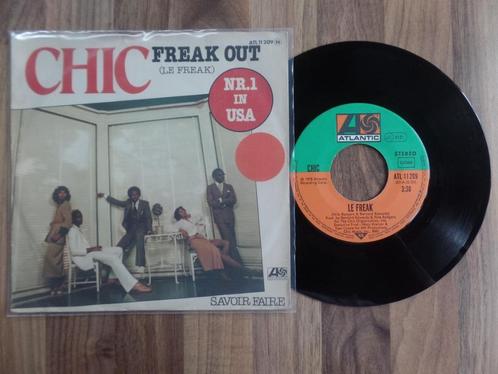 single Chic ‎– Le Freak b/w Savoir Faire*, Cd's en Dvd's, Vinyl Singles, Gebruikt, Single, Pop, 7 inch, Ophalen of Verzenden