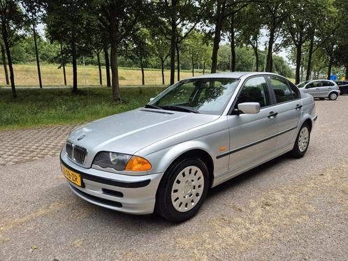 Zilvere BMW E46 316I Executive 2000 NIEUWE APK!, Auto's, BMW, Particulier, 3-Serie, ABS, Airbags, Airconditioning, Alarm, Boordcomputer