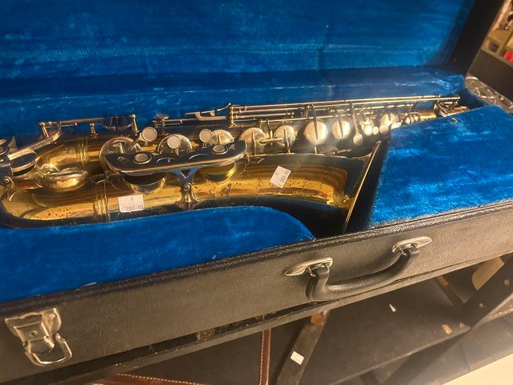 Oriental Saxofoon- Klaar om te spelen!, Muziek en Instrumenten, Blaasinstrumenten | Saxofoons, Gebruikt, Overige typen, Met koffer