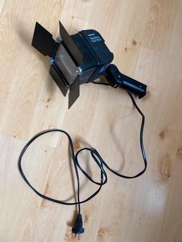 Videolamp Reflecta beschikbaar voor biedingen