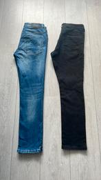 2 heren spijkerbroeken 30/30 zwart en blauw “denim”, Ophalen of Verzenden, Zo goed als nieuw, Blauw, W32 (confectie 46) of kleiner