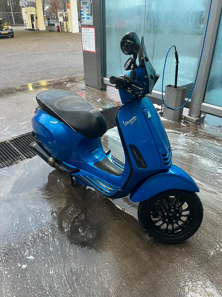 Vespa Sprint 2016 Akrapovic, Fietsen en Brommers, Scooters | Vespa, Gebruikt, Overige modellen, Benzine, Ophalen