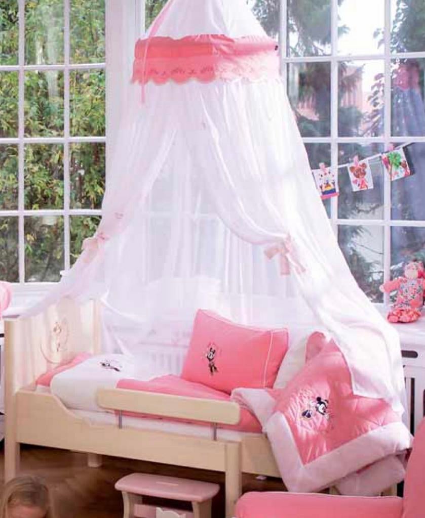 Mooie roze 3 delige disney set van minnie mouse small world, Meisje, Dekbedovertrek, Ophalen of Verzenden, Zo goed als nieuw