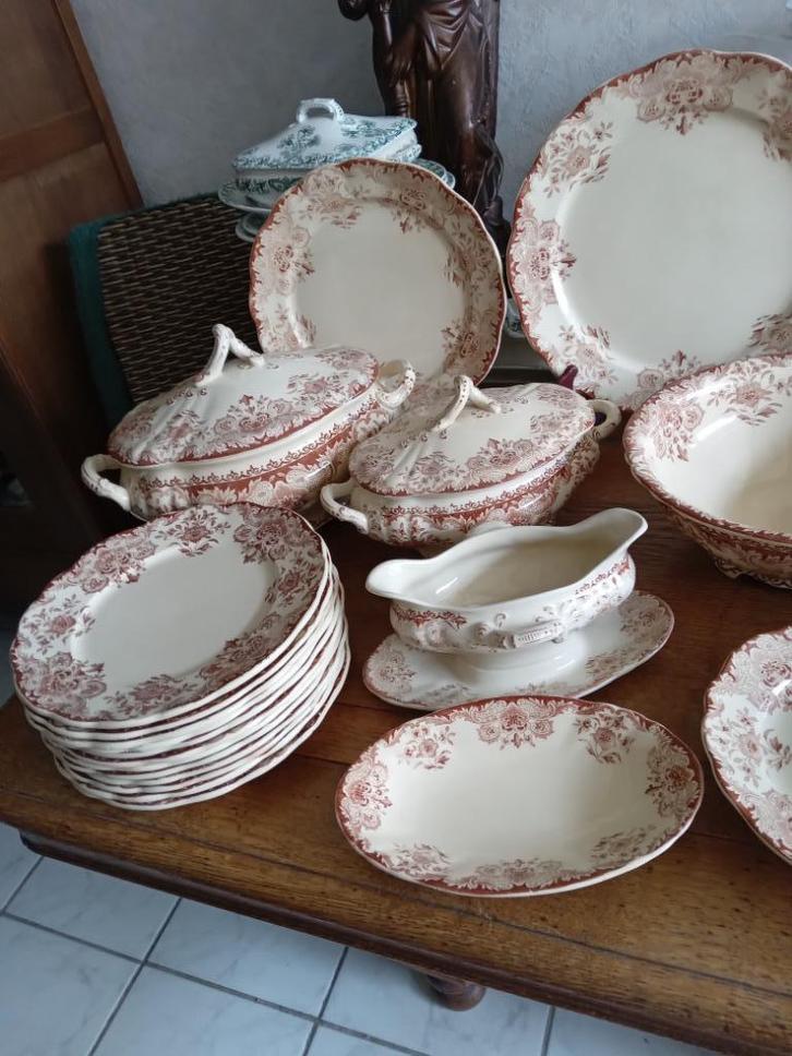 12 pers eetservies B.F.K. Dordrecht (oude Boch Belgie, Antiek en Kunst, Antiek | Servies compleet, Ophalen