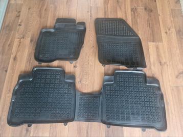 Rubber automatten Ford S-Max beschikbaar voor biedingen