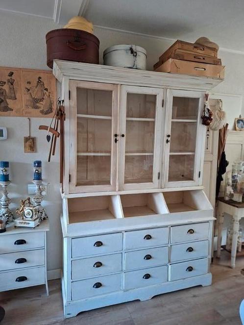 grutterskast winkelkast, Antiek en Kunst, Curiosa en Brocante, Ophalen