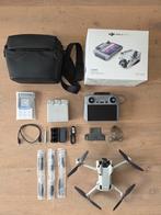 DJI Mini 4 Pro Fly More Combo (RC2) + Care Refresh, Ophalen of Verzenden, Zo goed als nieuw, Drone met camera