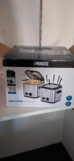 Princess Mini Fryer & Fondue - Nieuw in doos!, Witgoed en Apparatuur, Frituurpannen, Uitneembare binnenpan, 1 tot 2 liter, Nieuw