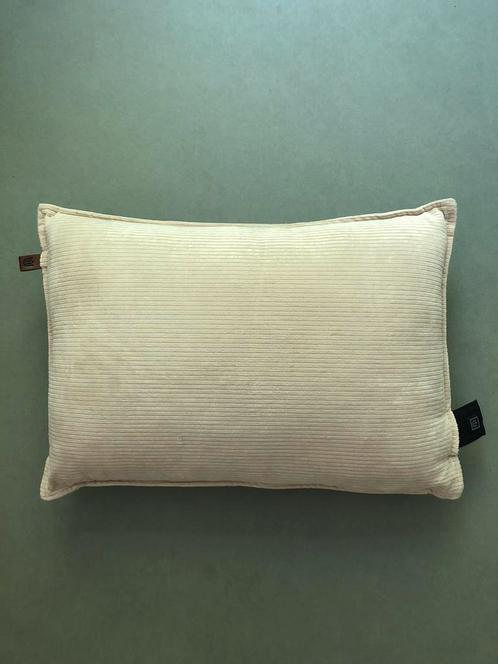 Warmtekussen met powerbank., Huis en Inrichting, Woonaccessoires | Kussens, Nieuw, Rechthoekig, Ophalen of Verzenden